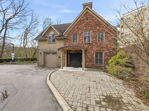 4 Bridge St #7, Prince Edward County, ON K0K 2T0