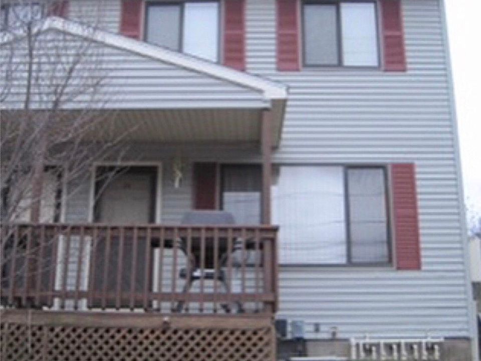 1st image of 151 Newington Ave APT 23