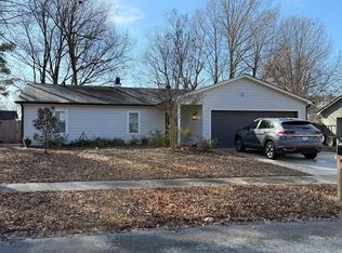 1010 Arlington Dr, West Memphis, AR 72301