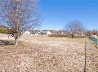 30 Thurston Rd, Taylors, SC 29687