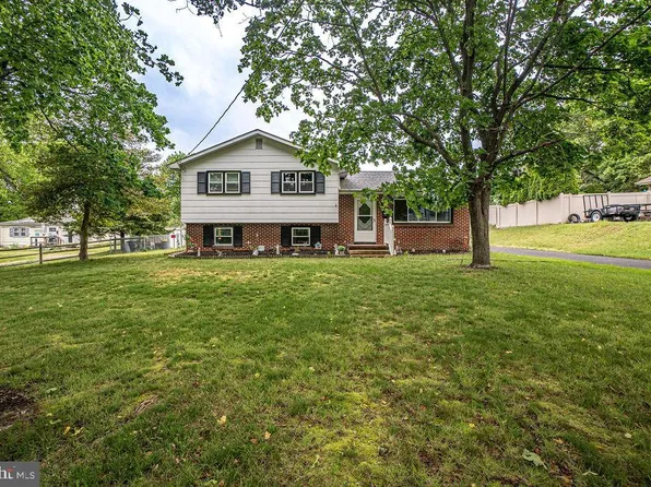 2233 Auburn Ave, Atco, NJ 08004