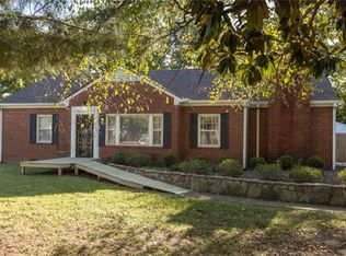1406 N Tennessee Blvd, Murfreesboro, TN 37130