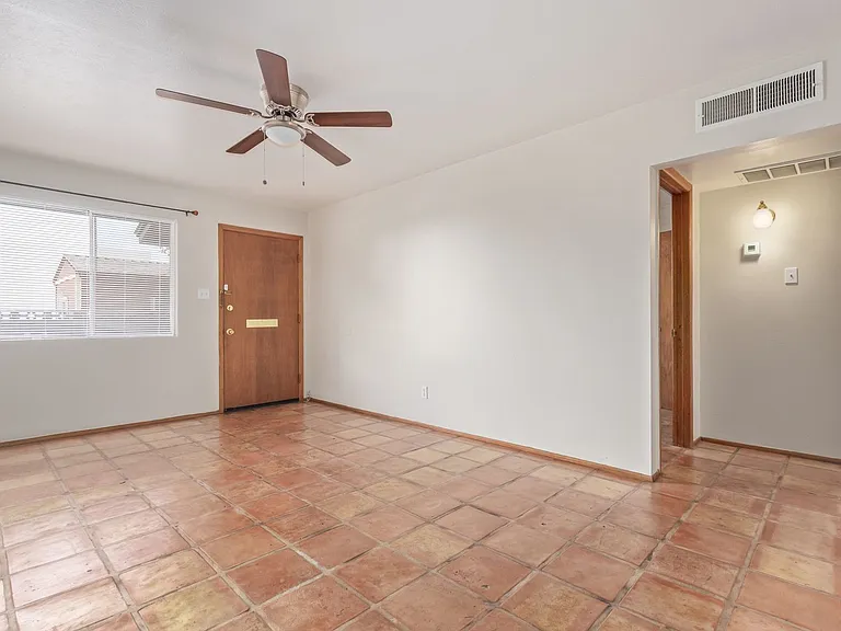 7153 N 57th Dr — Photo 8