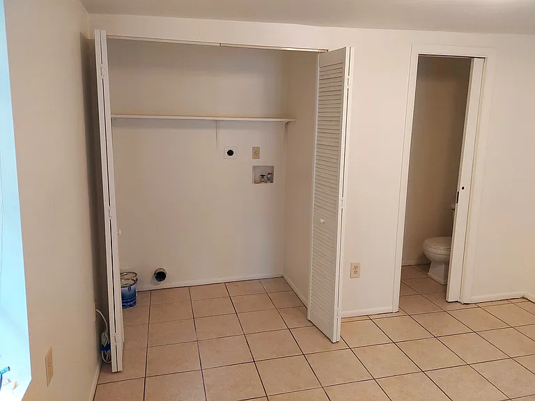 Laundry hook-ups.