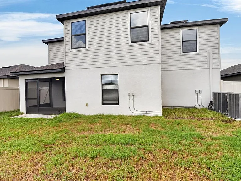 1115 Wynnmere Walk Ave — Photo 45