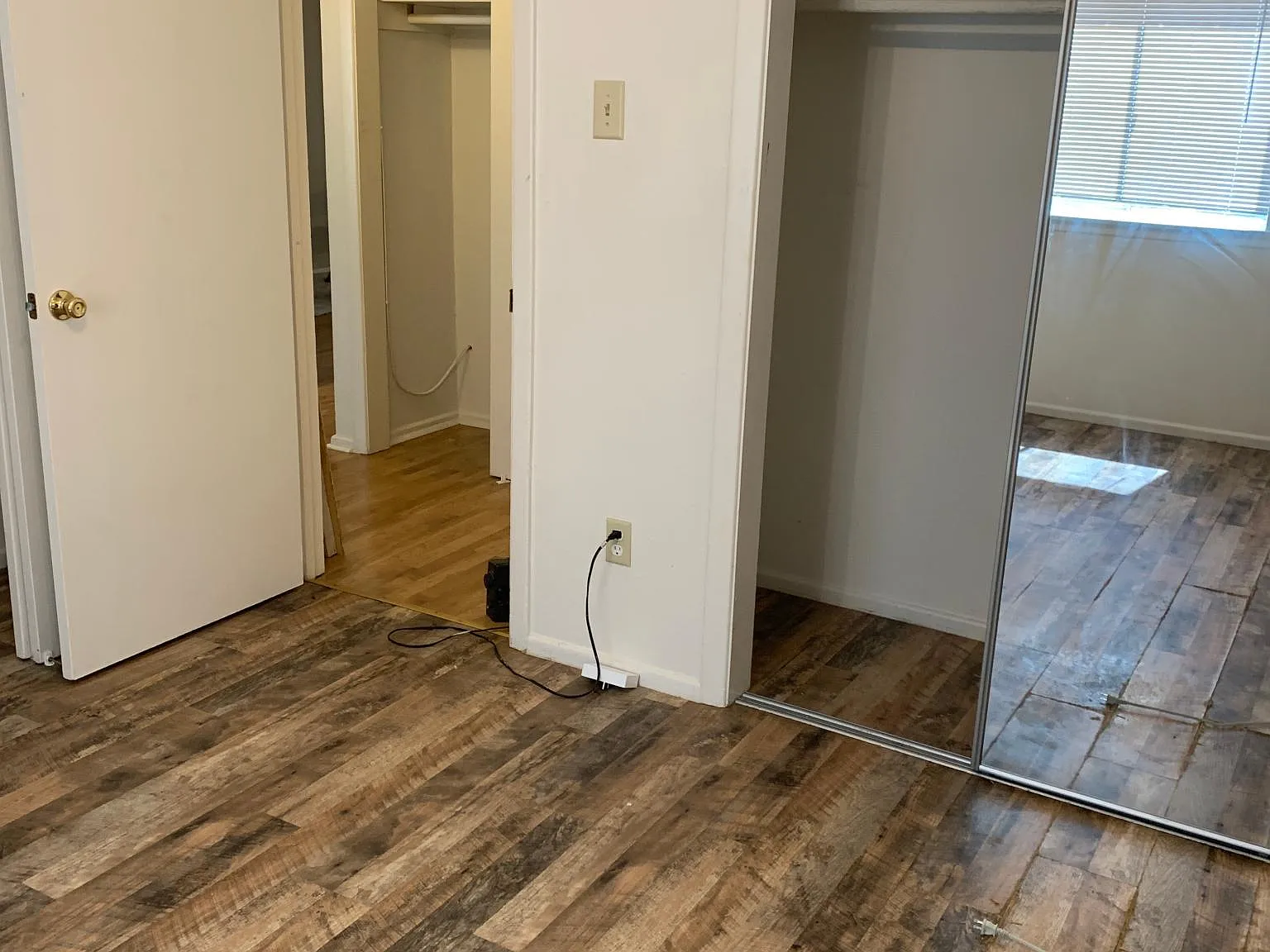 334 E Polk St — Photo 3