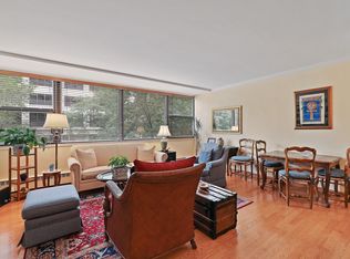 1445 N State Pkwy APT 305, Chicago, IL