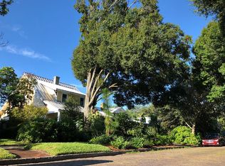 220 14th Ave NE, Saint Petersburg, FL 33701
