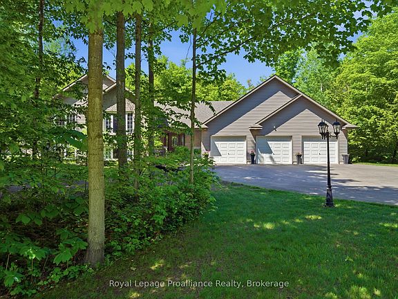 4th image of 1098 Stoney Point Rd