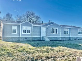 3257 Erwin Rd, Murray, KY 42071