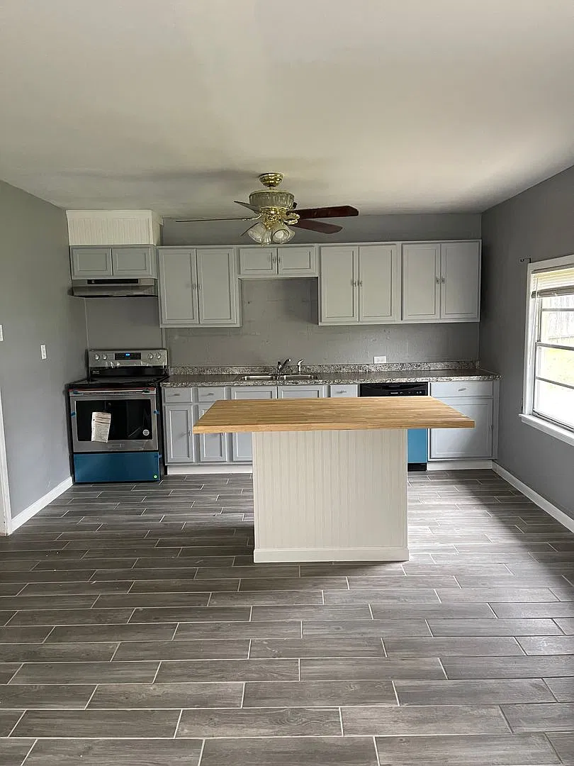 Cute 2/1 House in West Lampasas — Photo 4
