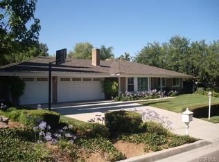 1638 Crestview Dr, Redlands, CA 92374