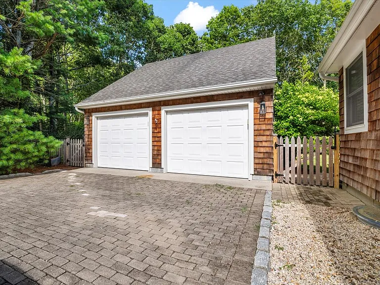 6 Bennett Dr — Photo 38