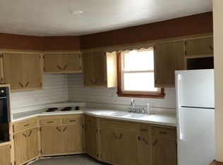 706 Hawthorne Ave #A, South Milwaukee, WI 53172