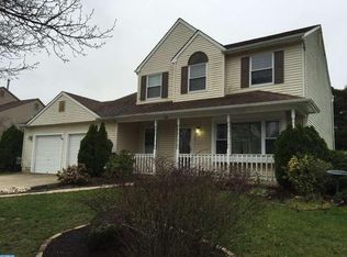 18 Princeton Dr, Laurel Springs, NJ 08021