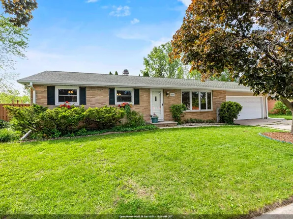 1114 Bellevue St, Green Bay, WI 54302