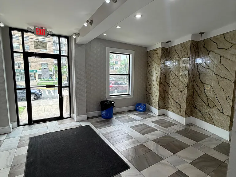 445 Mount Prospect Ave #4B — Photo 10