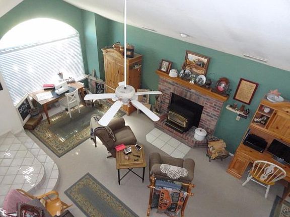 4th image of 26837 Corona Dr