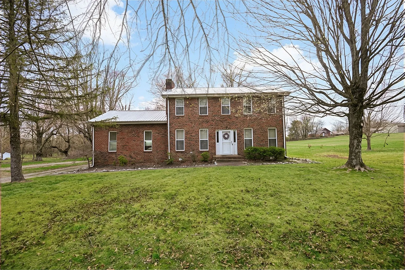 843 Halltown Rd photo 1