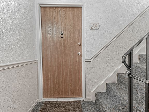 3rd image of 1352 N Geneva Dr APT 2A