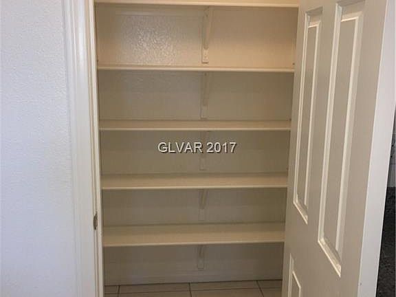 5th image of 6194 Arlington Ash St