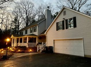 2324 Cromwell Rd, Stroudsburg, PA 18360