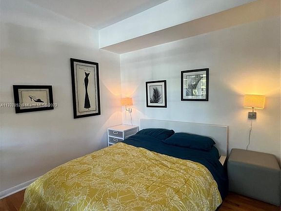 4th image of 1521 Lenox Ave APT 207