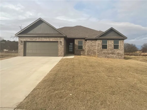 832 Buchanan St, Prairie Grove, AR 72753