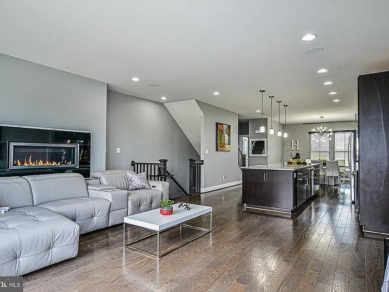 42264 Palladian Blue Ter — Photo 4