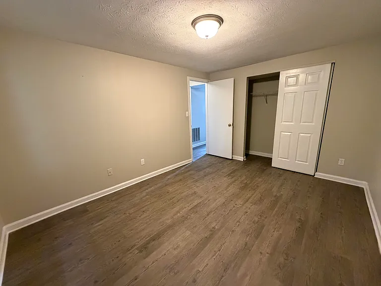 546 El Paseo Pl — Photo 16