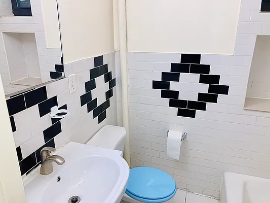 Rented by Chantior Real Estate LLC | media 18