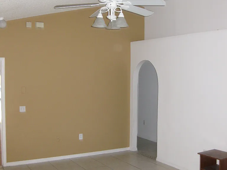 8629 Claiborne Ct — Photo 7