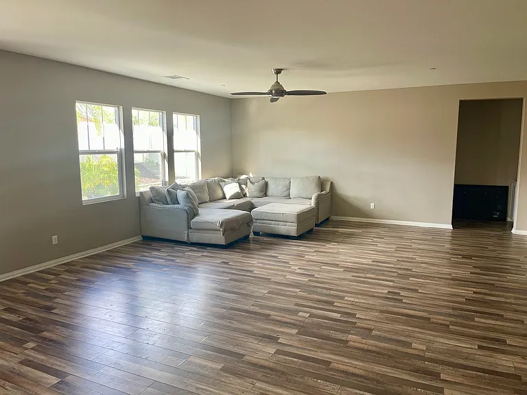 30298 Sunny Vista St — Photo 6