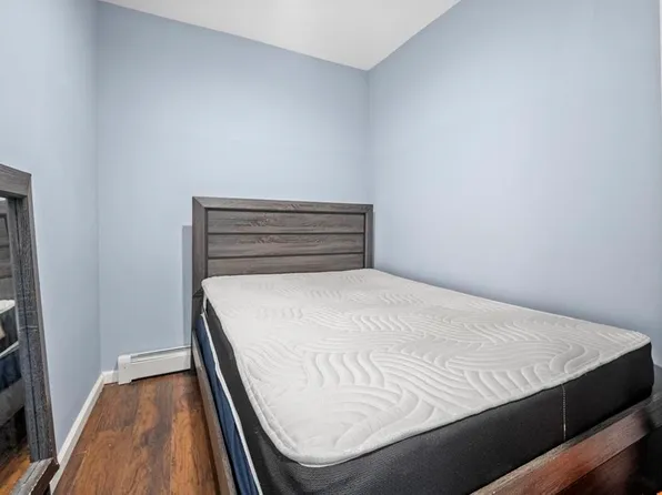 705 8th Street image 19 of 34