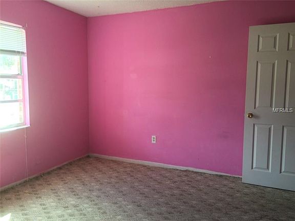 5th image of 619 Larry Dr