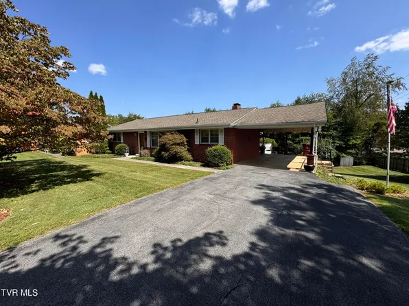 2416 Huffine Cir, Johnson City, TN 37604