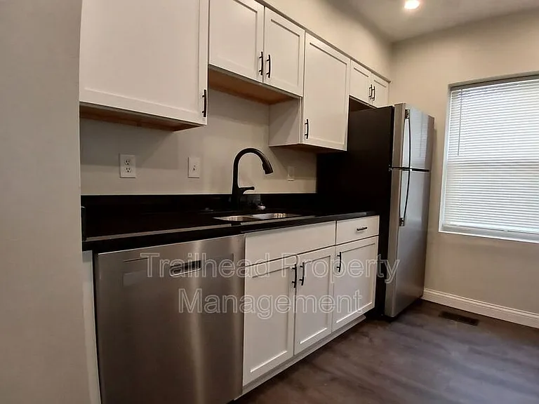 2725 Campbell St #2725-1NE — Photo 14