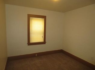 2500 S 8th St LOWR #, West Milwaukee, WI 53215