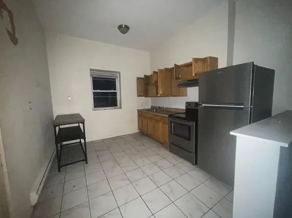 378 Forrest Street image 1 of 7