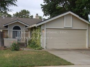 7004 Springmont Dr, Elk Grove, CA 95758