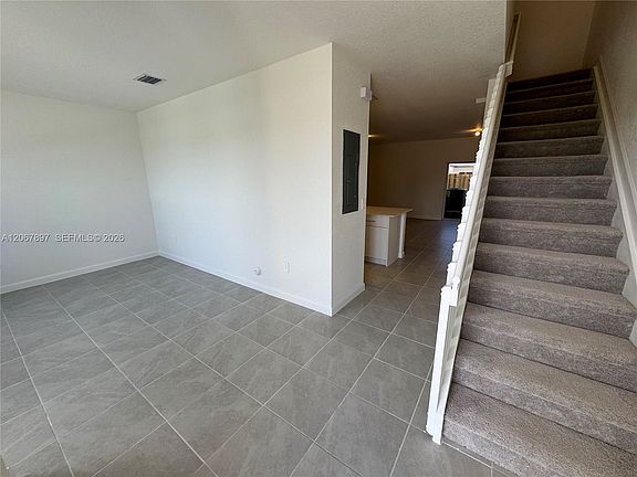 5th image of 26422 SW 148th Ct #26422