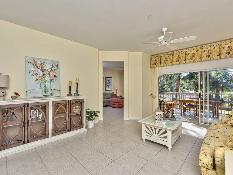 2180 Arielle Dr #810 — Photo 8