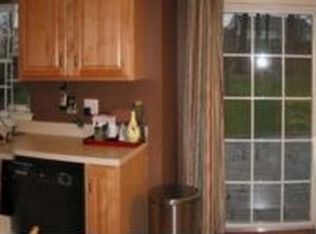 14 Lenape Dr, Morgantown, PA 19543