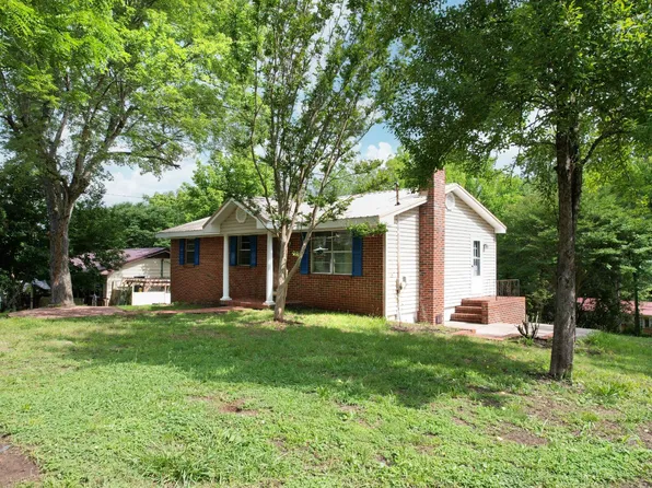 1217 Crest Dr SE, Cleveland, TN 37311