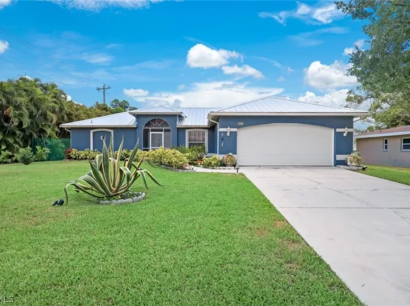 250 SE 44th St, Cape Coral, FL 33904