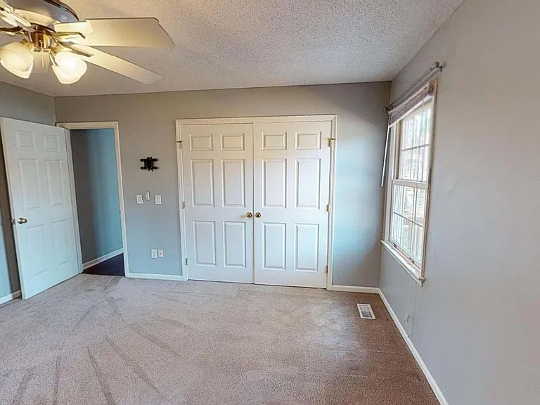 4 Sandhills Pl — Photo 14