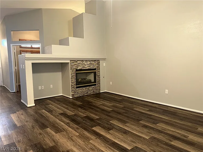 27 Garrett Ct — Photo 5