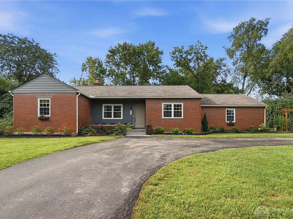 1st image of 679 Meadowview Dr