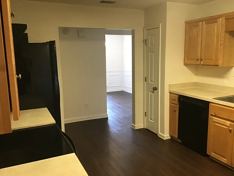 62 Golden Gate Dr — Photo 3