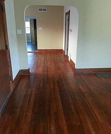 4th image of 3014 Grant Ave